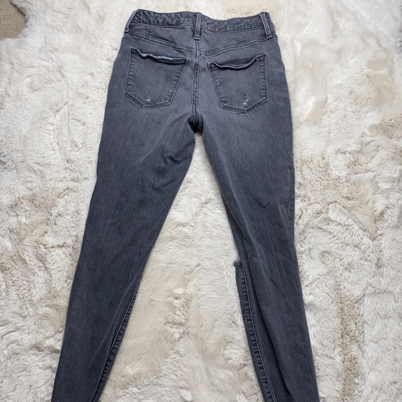 Universal thread High Rise Skinny Grey Ripped Jean - Picture 6 of 6
